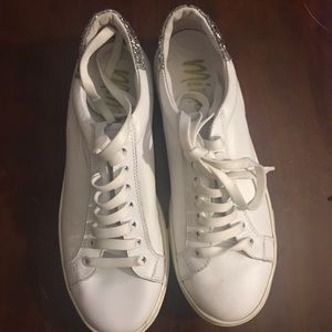 Mimosa Sneakers for women’s white Sz 6.5